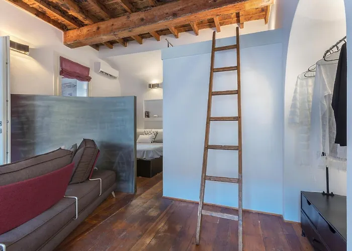 Center X3 * Φεράρα