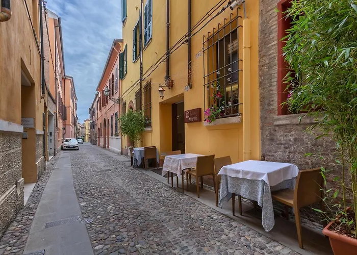 Guesthost - Center X3 Daire Ferrara